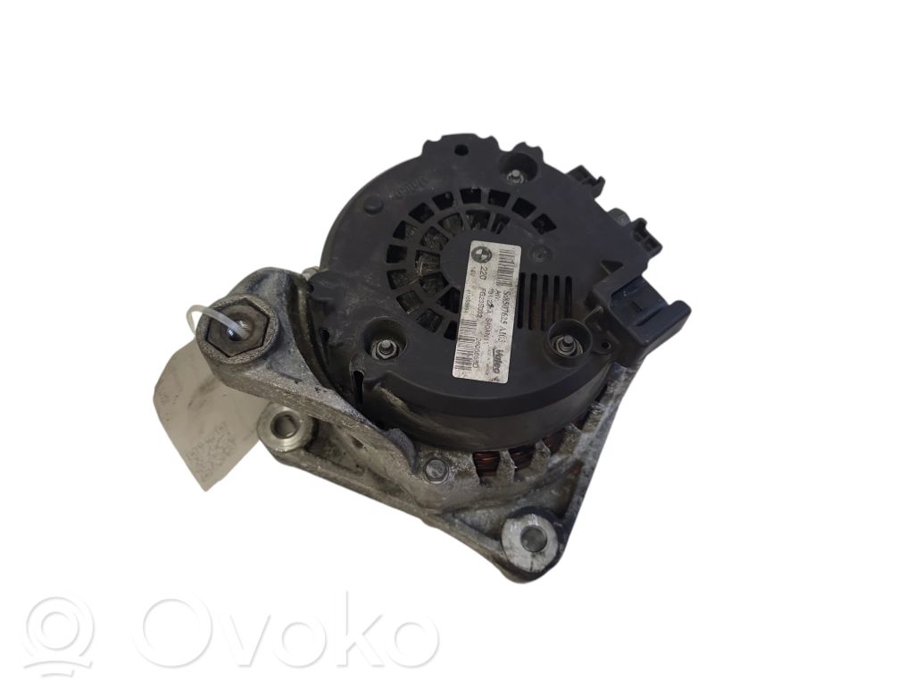 BMW 5 F10 F11 Ģenerators 