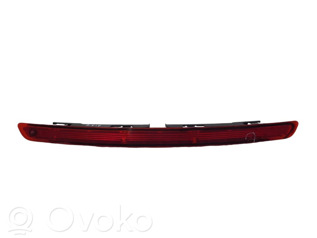 Skoda Superb B8 (3V) Luce d’arresto centrale/supplementare 