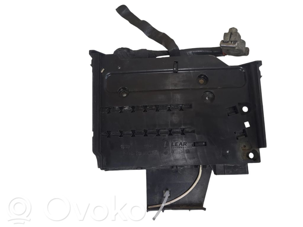 Plusjohtosarja   AV6T14A067BC