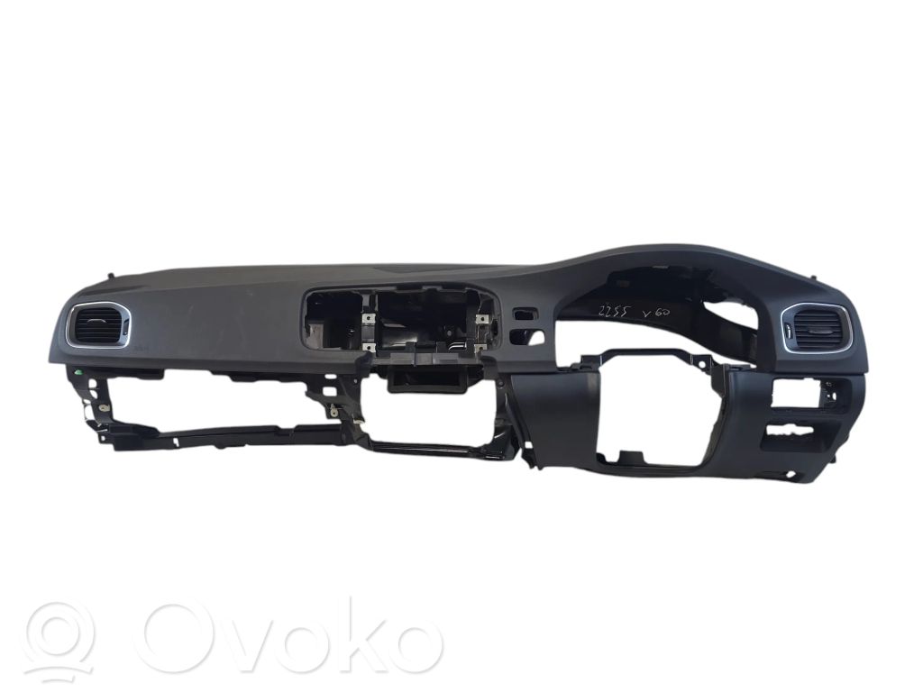 Volvo V60 Kojelauta 