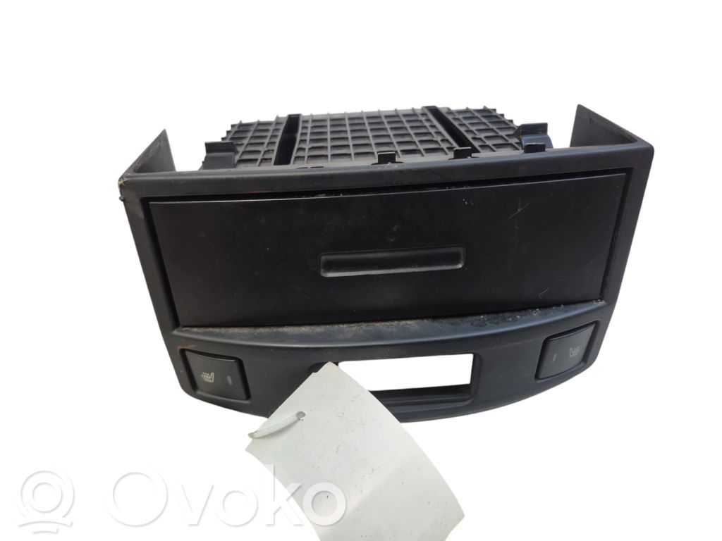 Citroen C6 Dashboard storage box/compartment 