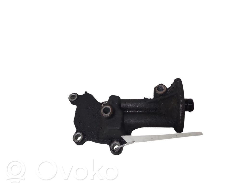 Nissan X-Trail T30 Oil filter mounting bracket 