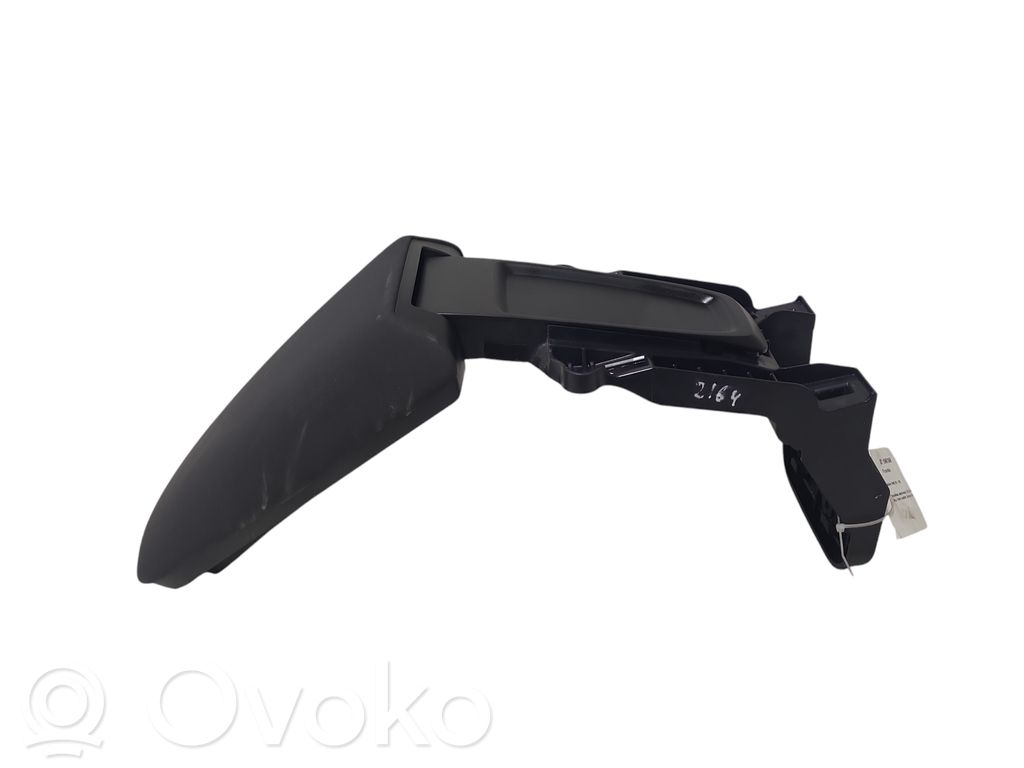 Armrest   31448087