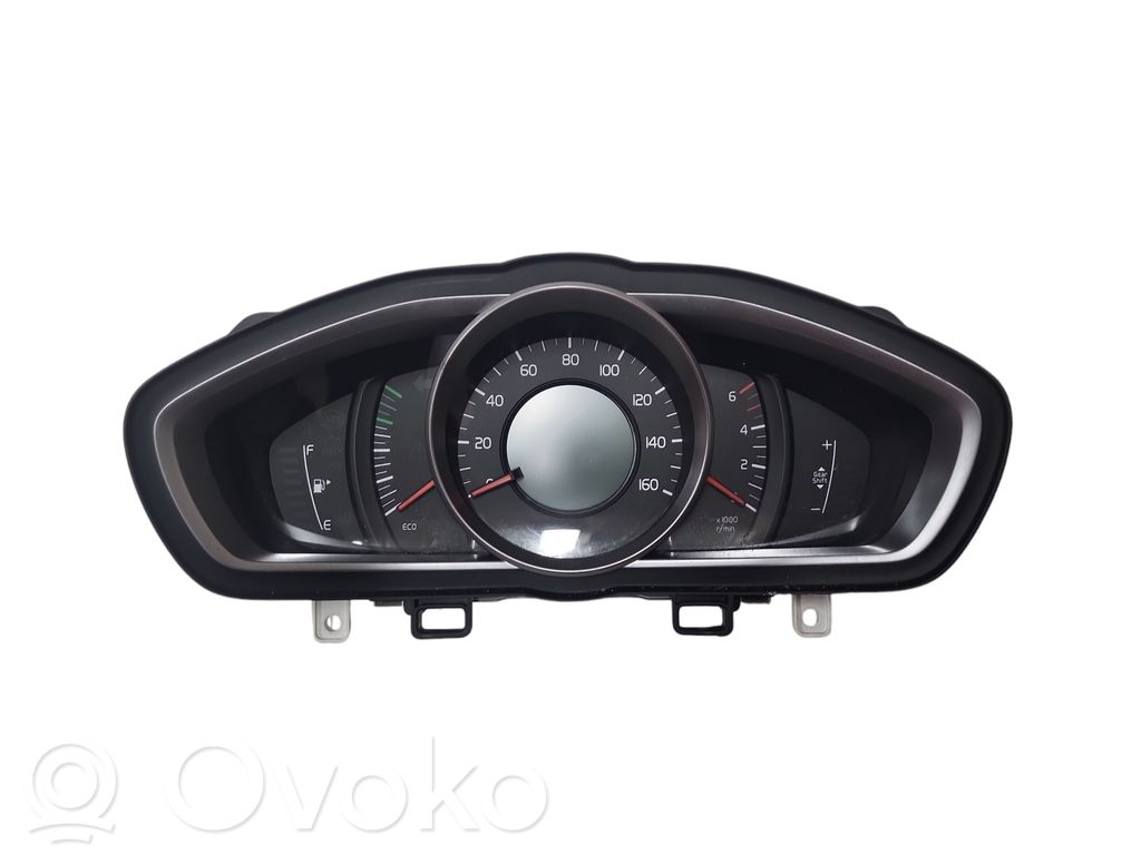Volvo V40 Speedometer (instrument cluster) 