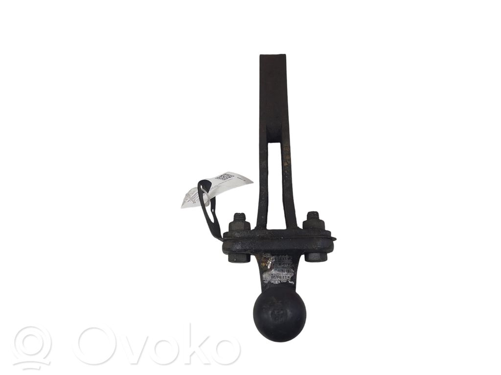 Hyundai Tucson JM Tow bar mounting accessories 