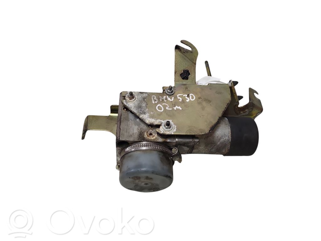 BMW 5 E39 Tailgate hydraulic pump motor 