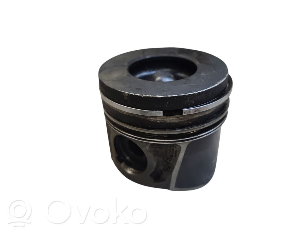 Piston
