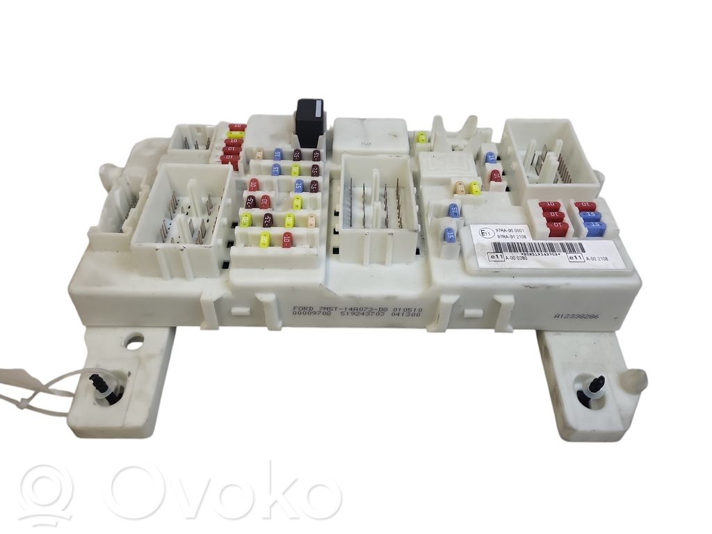 Ford Focus C-MAX Fuse module 