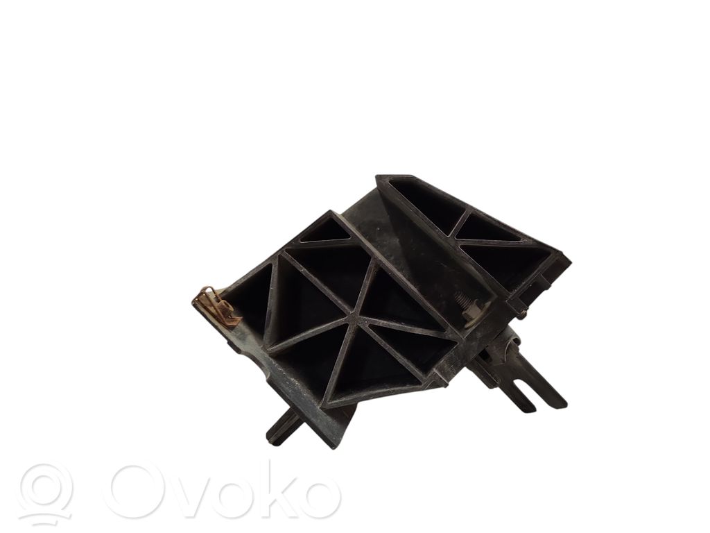 Peugeot 508 Front bumper mounting bracket 