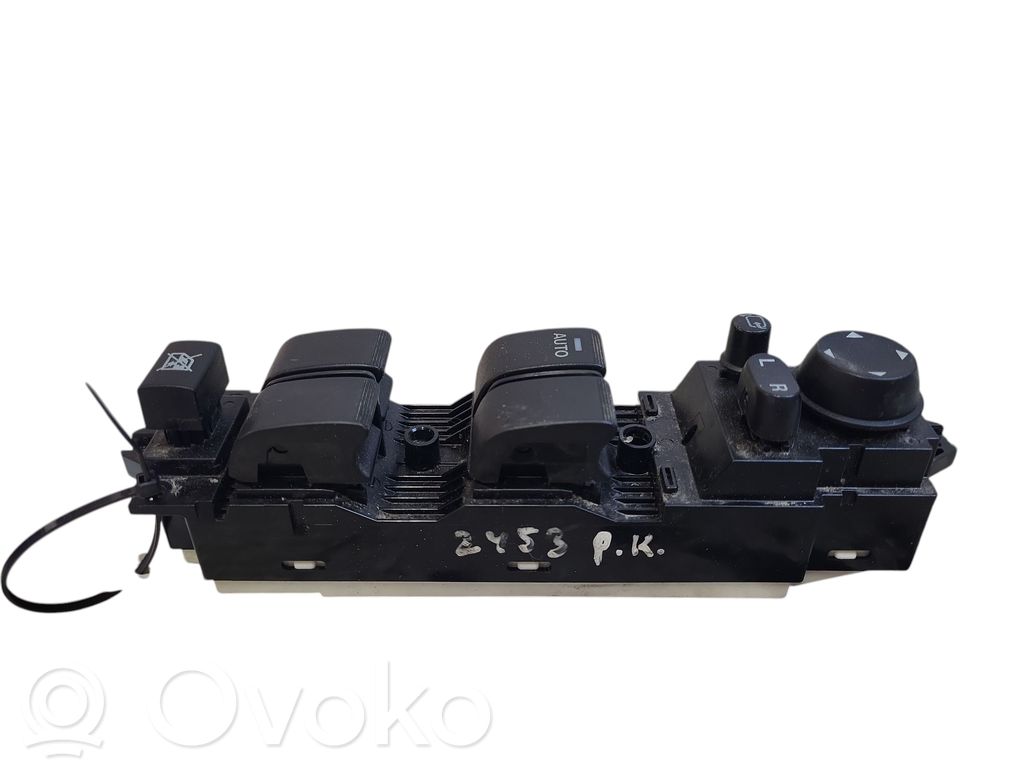 Mazda 3 II Electric window control switch 
