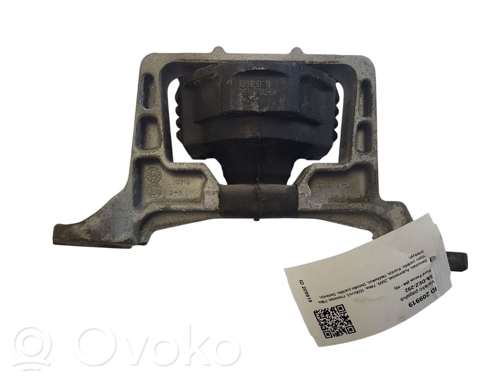 Ford Focus Engine mount bracket 