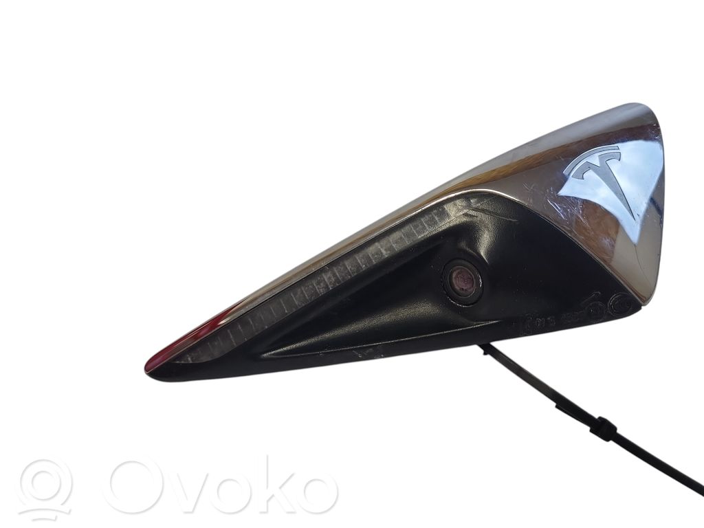 Tesla Model S Side fender camera 