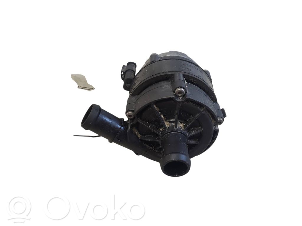 Audi A3 S3 8V Pompa cyrkulacji / obiegu wody 