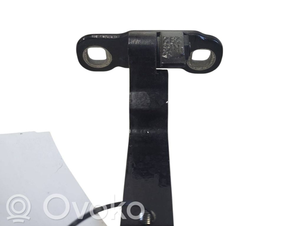 Volvo V60 Rear door lower hinge 