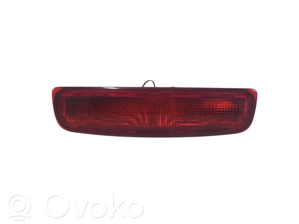 Renault Express Third/center stoplight 