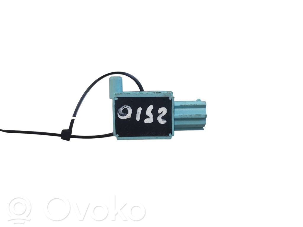 Sensor impacto/accidente para activar Airbag   5WK43826