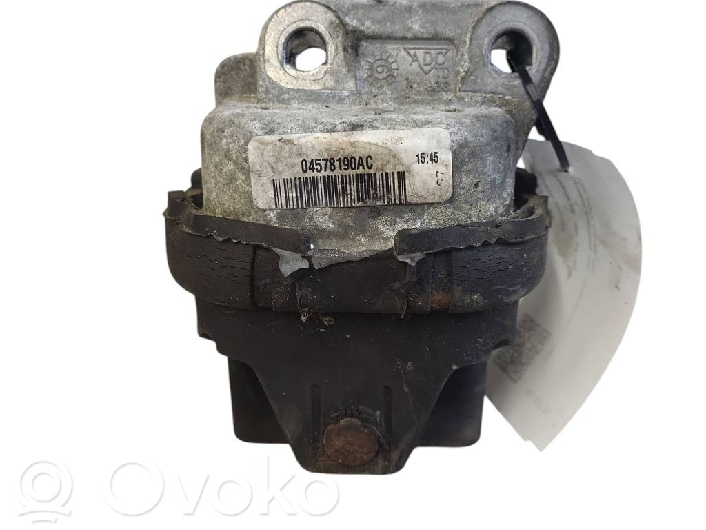Chrysler 300 - 300C Engine mount bracket 