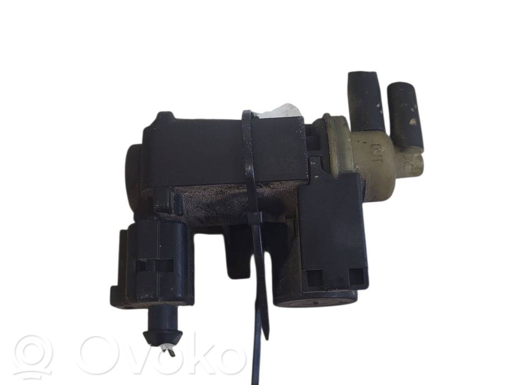 Audi A4 S4 B8 8K Solenoid supapă turbosuflantă 