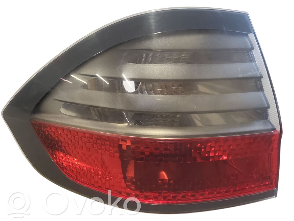 Rear/tail lights