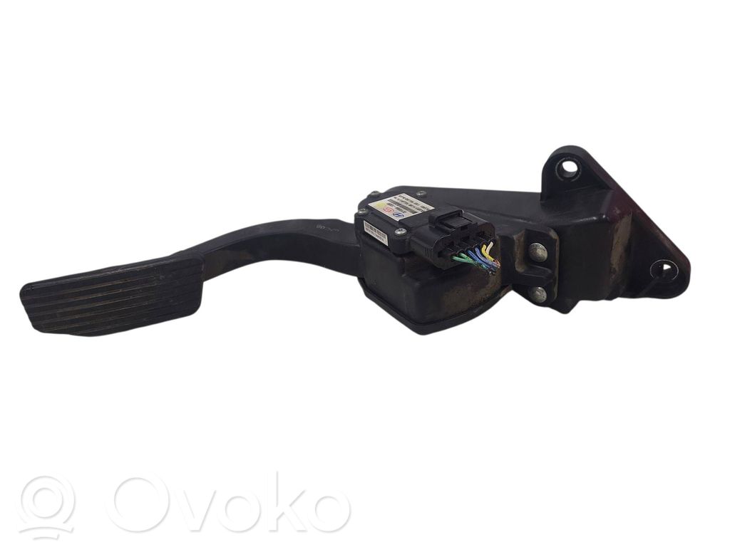 KIA Carens II Gaspedal 
