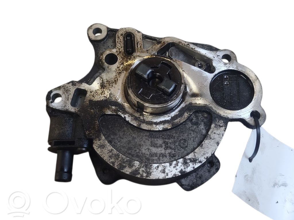 Volkswagen Golf VI Bomba de vacío 