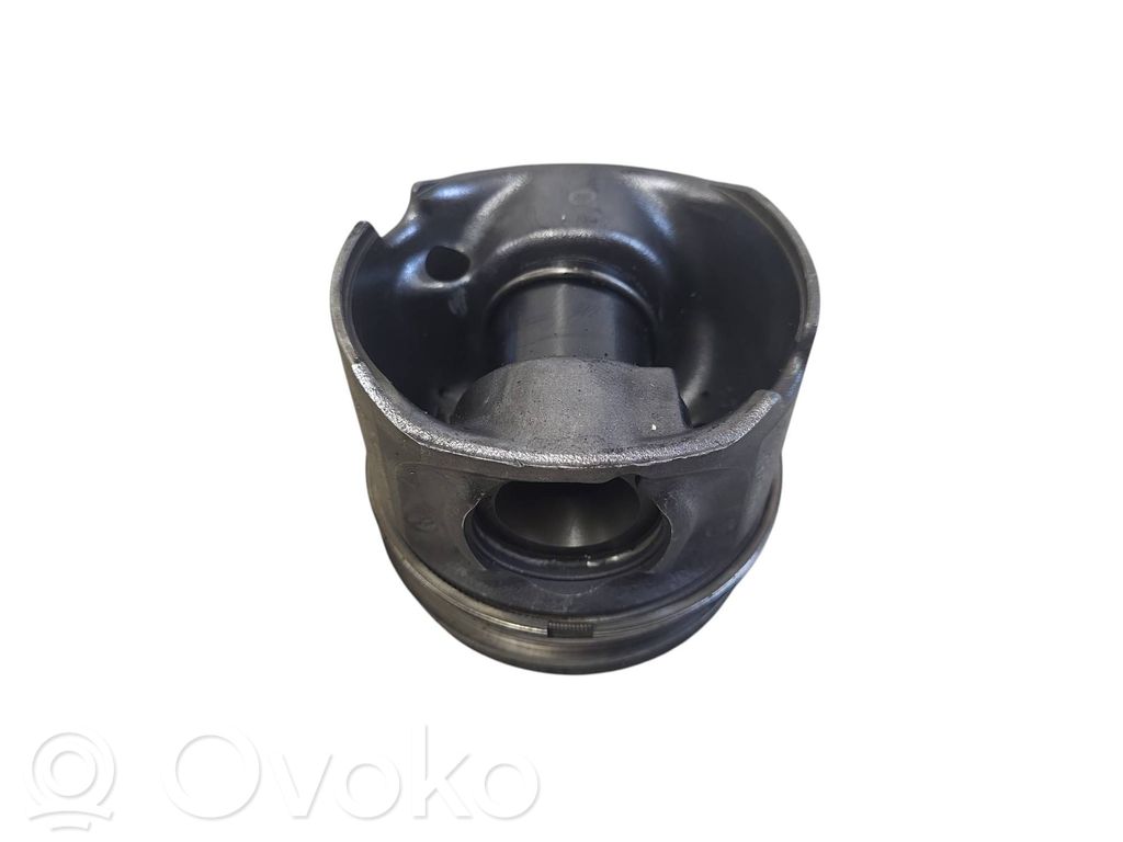 BMW 5 F10 F11 Pistón