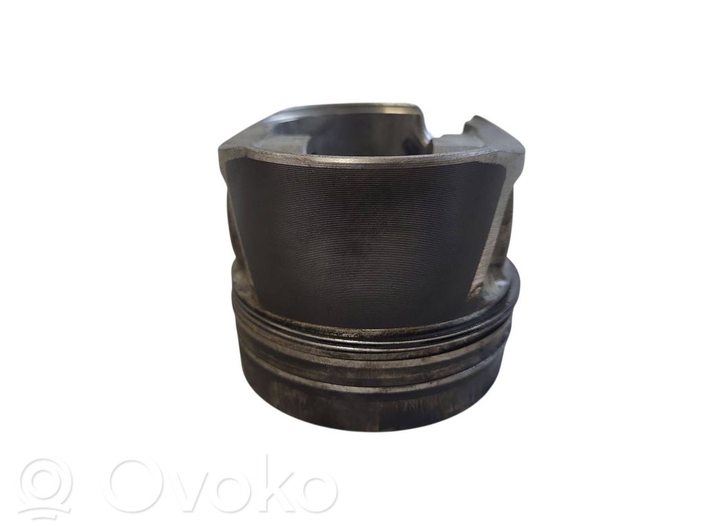 Tłok   0000