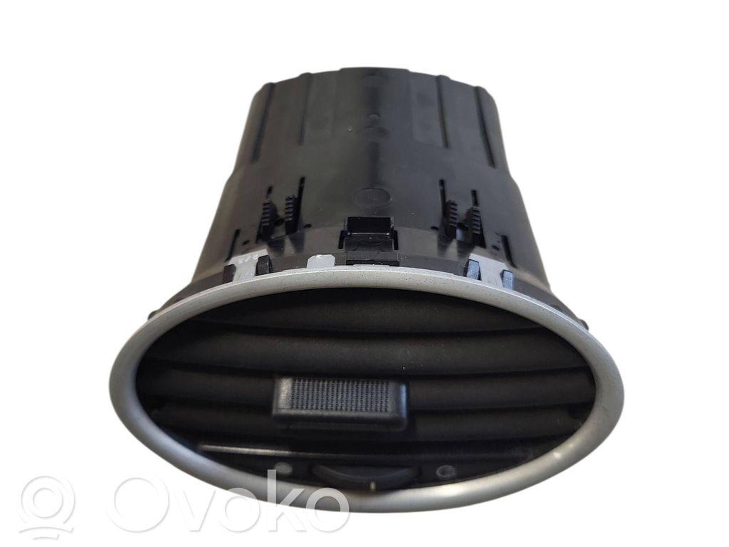 Ford Focus Dashboard side air vent grill/cover trim 