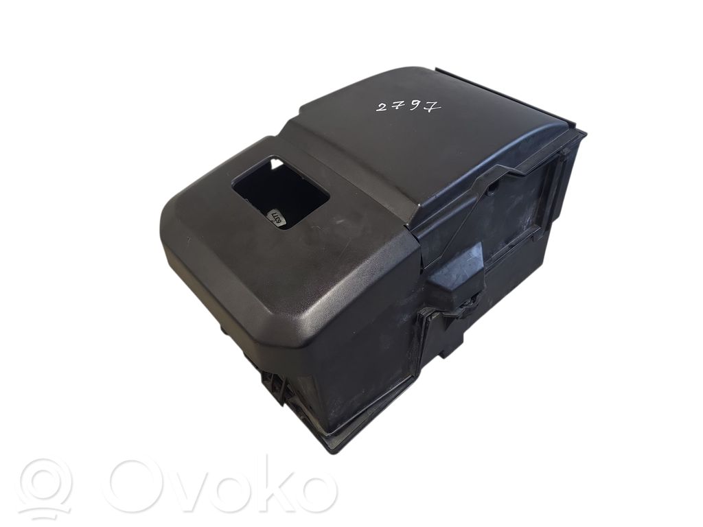 Volvo V50 Akumuliatoriaus dėžė 