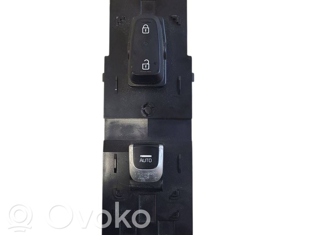 Central locking switch button   299158168
