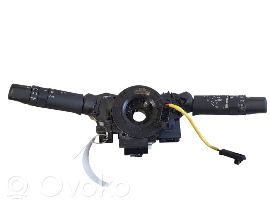 Subaru Outback Bloc semnalizator și ștergător parbriz 