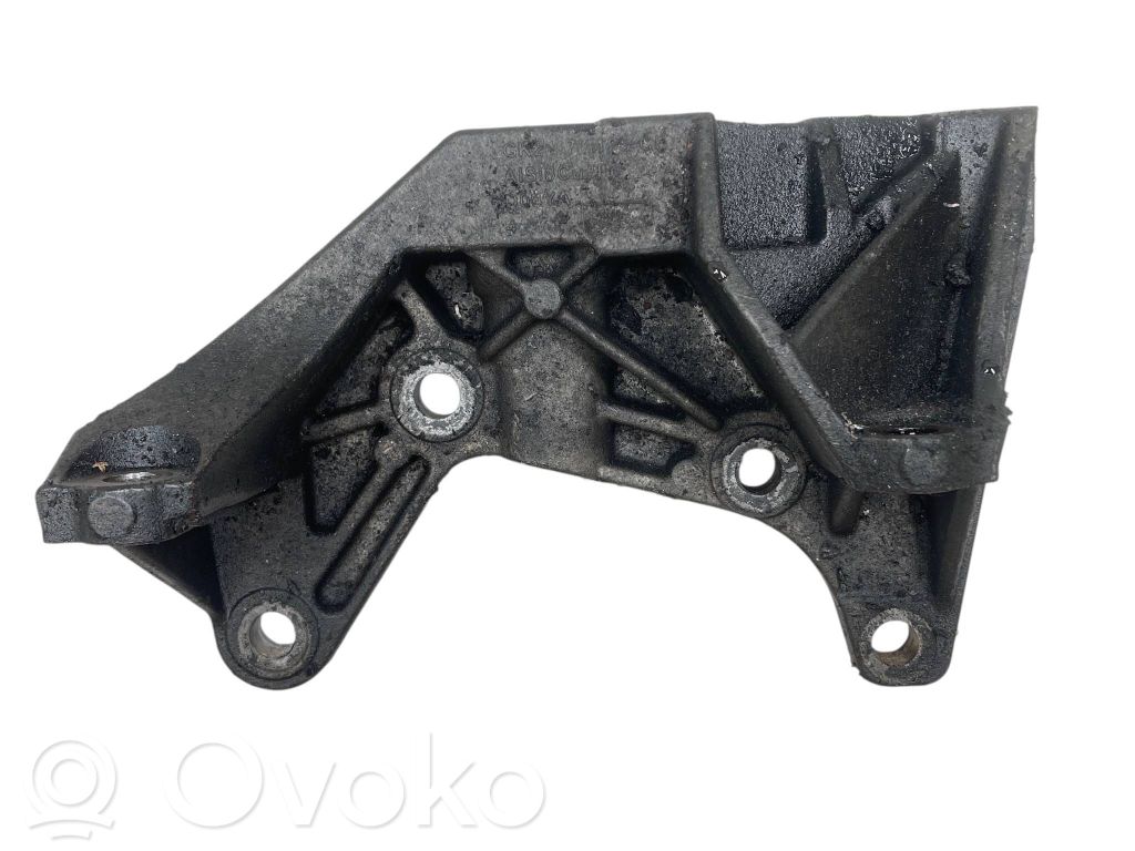 Engine mounting bracket   GK217M125CB