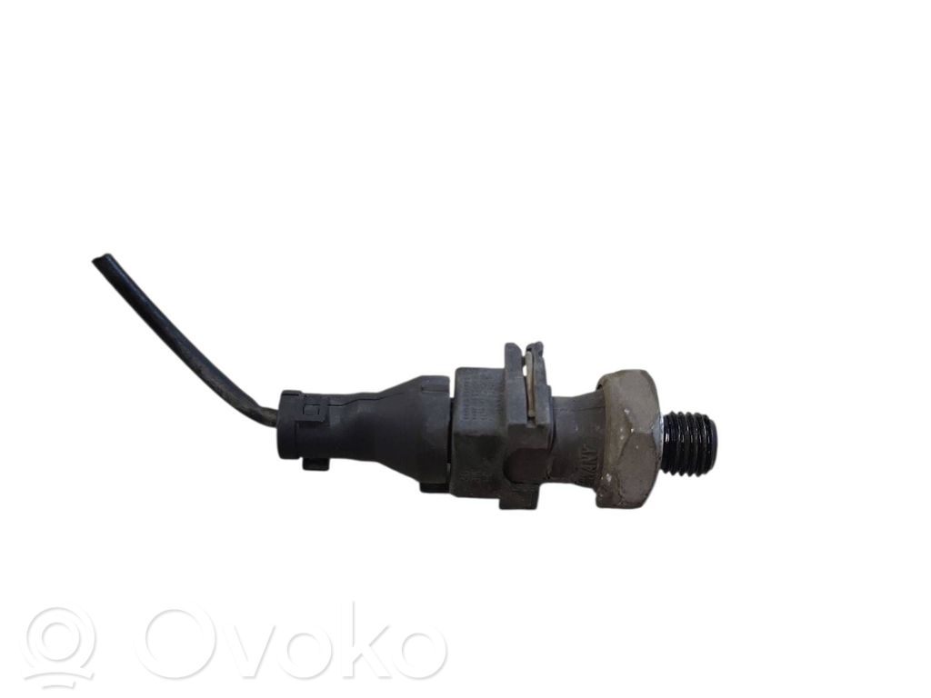 BMW 3 F30 F35 F31 Oil pressure sensor 