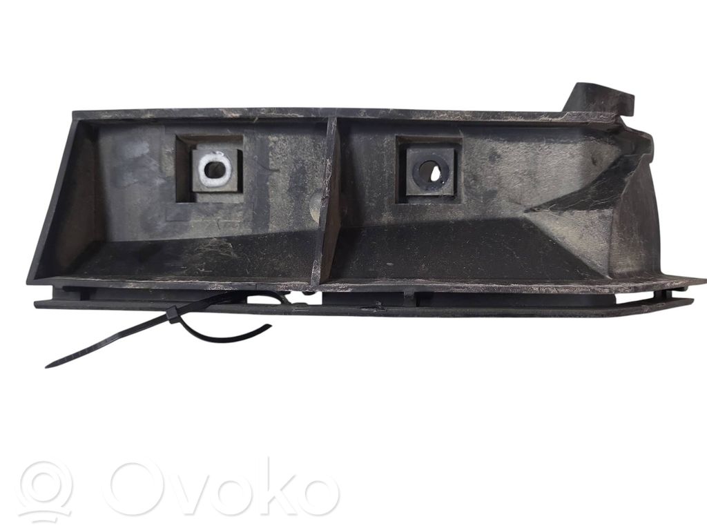 Volvo V50 Uchwyt / Mocowanie zderzaka tylnego 
