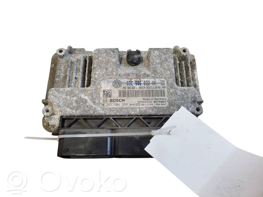 Volkswagen Golf V Engine control unit/module 