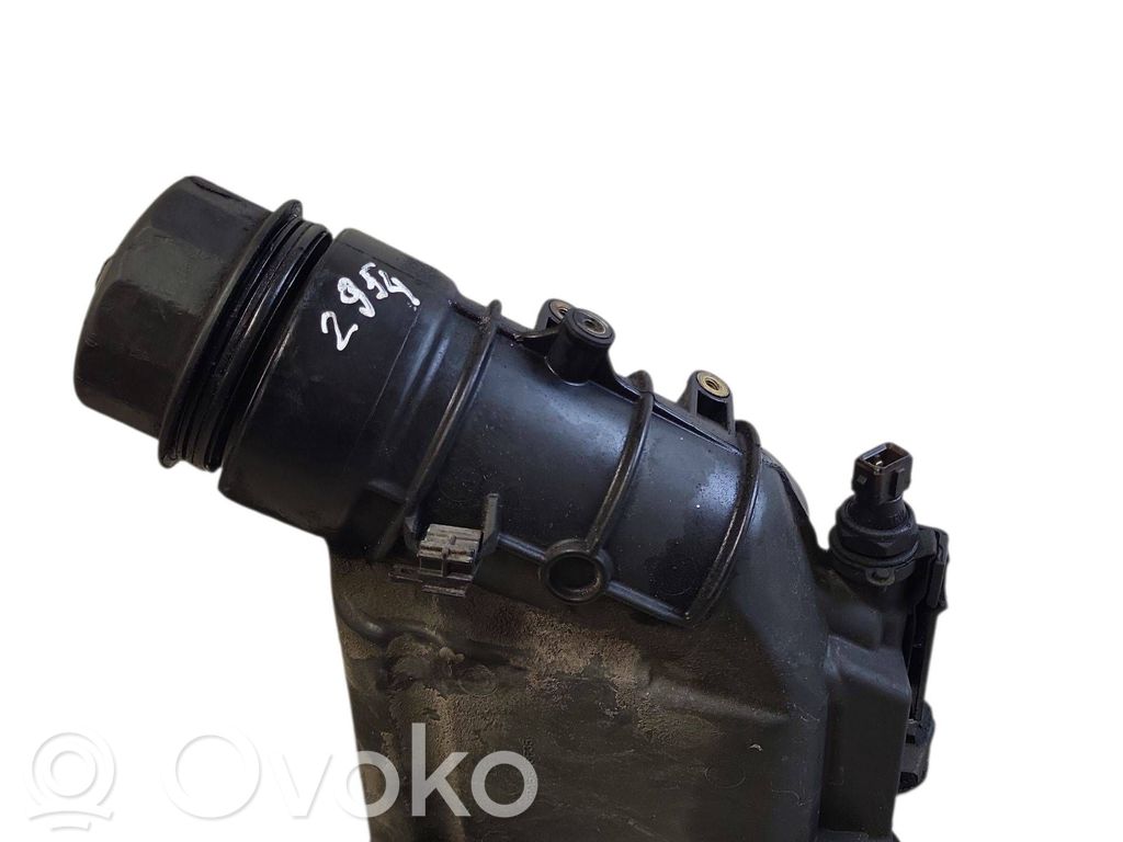 Oil filter mounting bracket   70346292