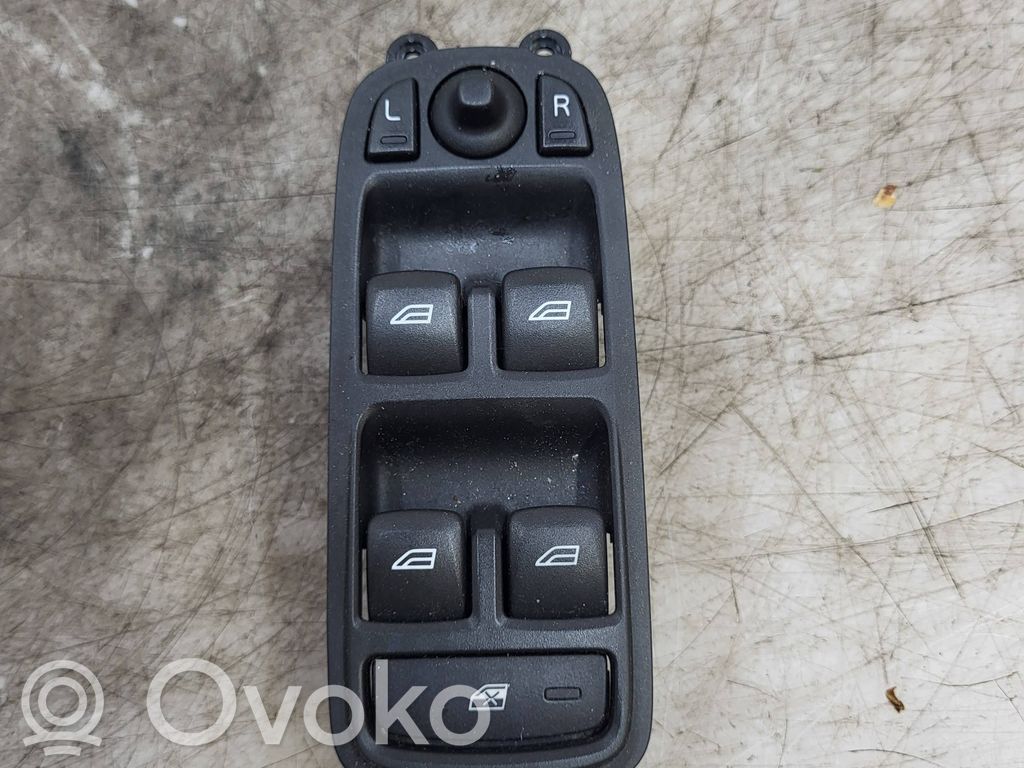Volvo V60 Electric window control switch 