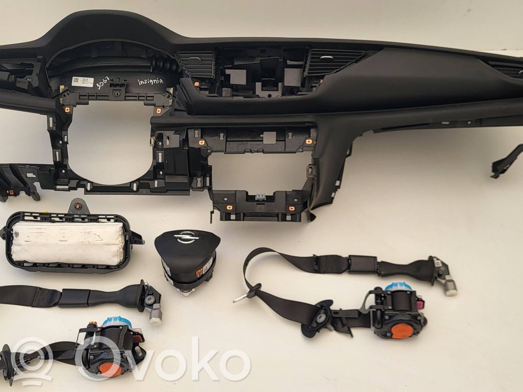 Opel Insignia B Zestaw poduszek powietrznych z panelem 