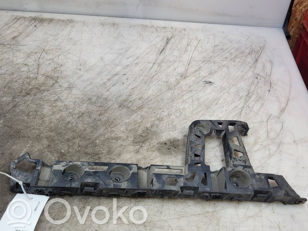 Opel Insignia B Takapuskurin kannake 