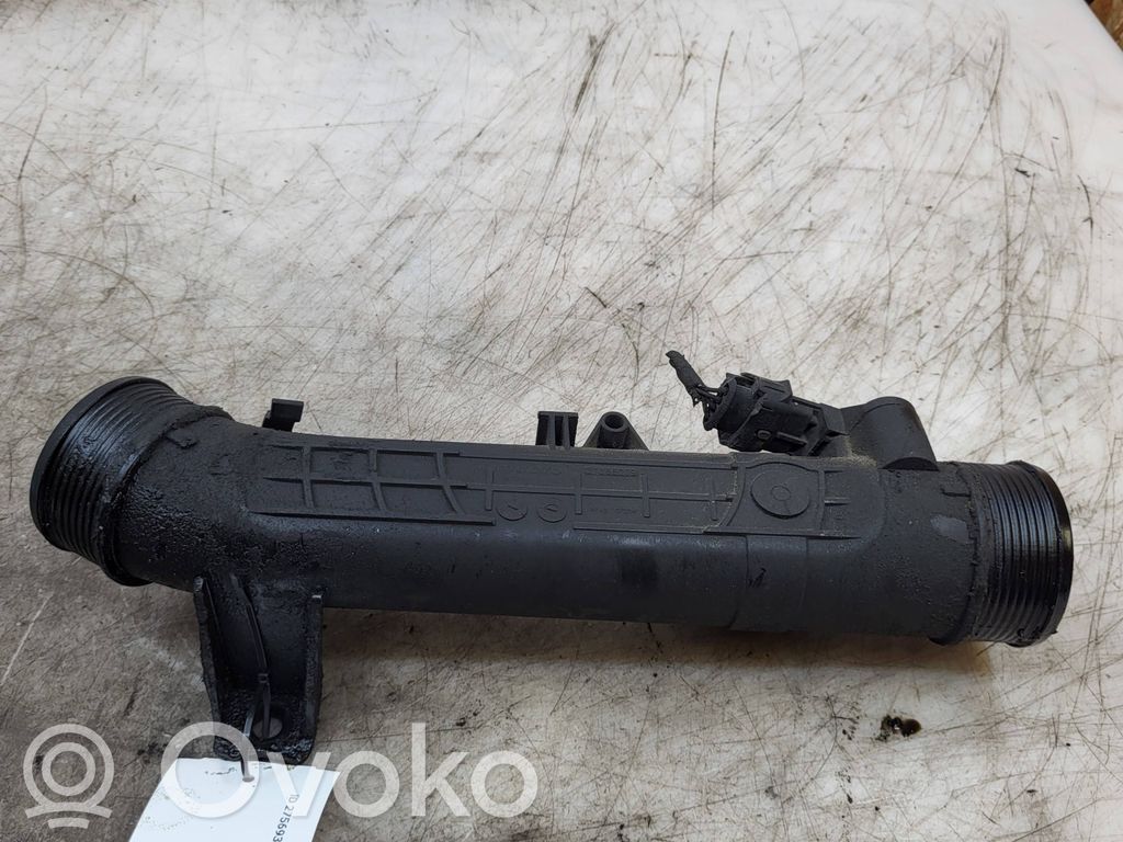 Volvo V60 Tubo flessibile intercooler 