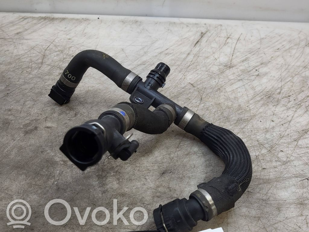 Peugeot 208 II Conductă/furtun lichid de răcire motor 