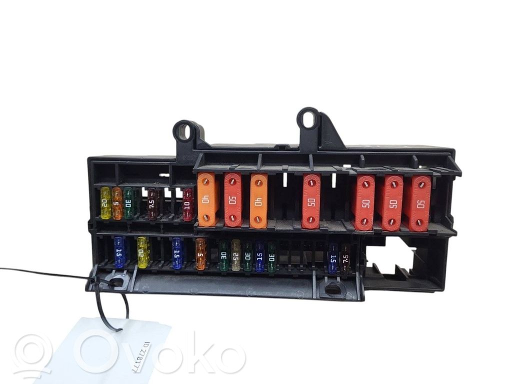 BMW 7 E65 E66 Fuse module 