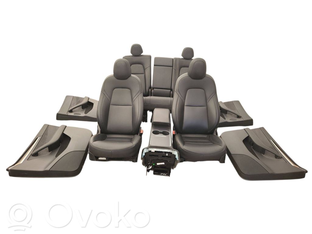 Interior set   169729401D,169729501D,169729601D,110849400B,169729701D
