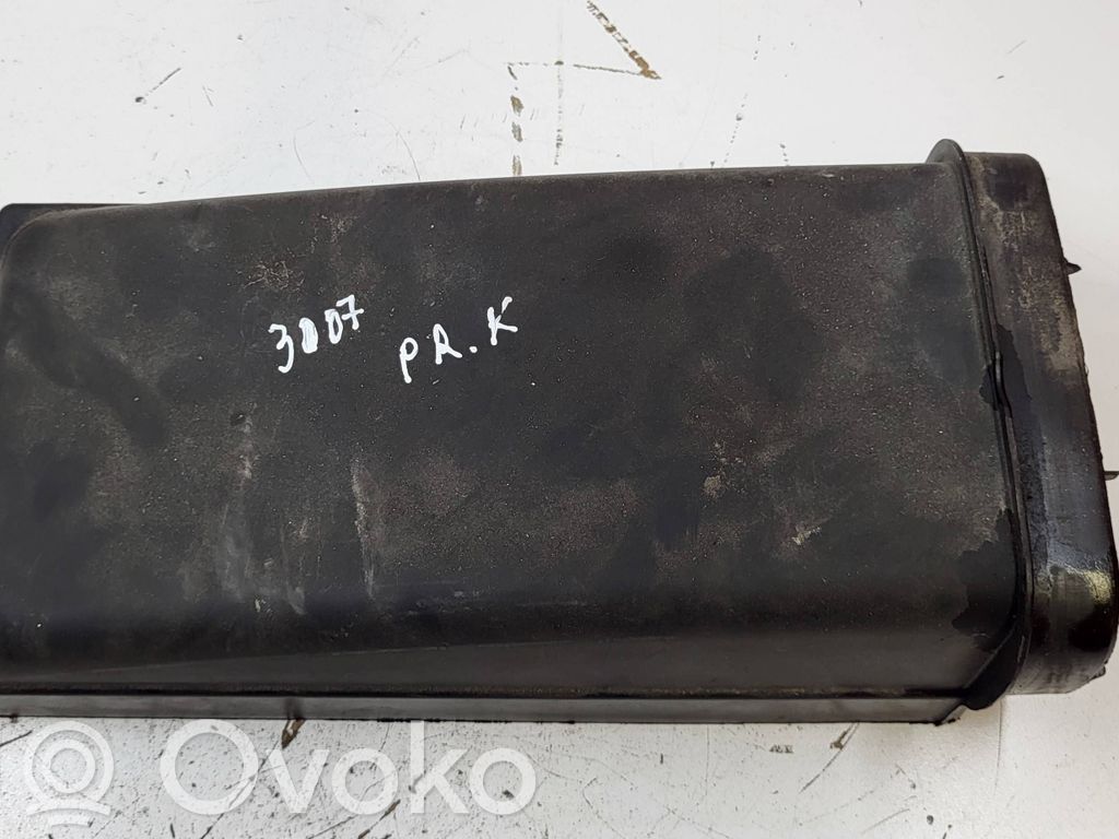 BMW 7 E65 E66 Cabin air micro filter cap 