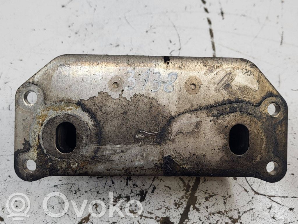 Volvo V70 Radiatore dell’olio del motore 
