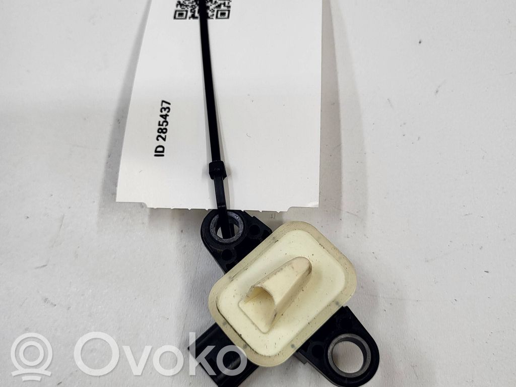 Nissan Leaf I (ZE0) Sensore d’urto/d'impatto apertura airbag