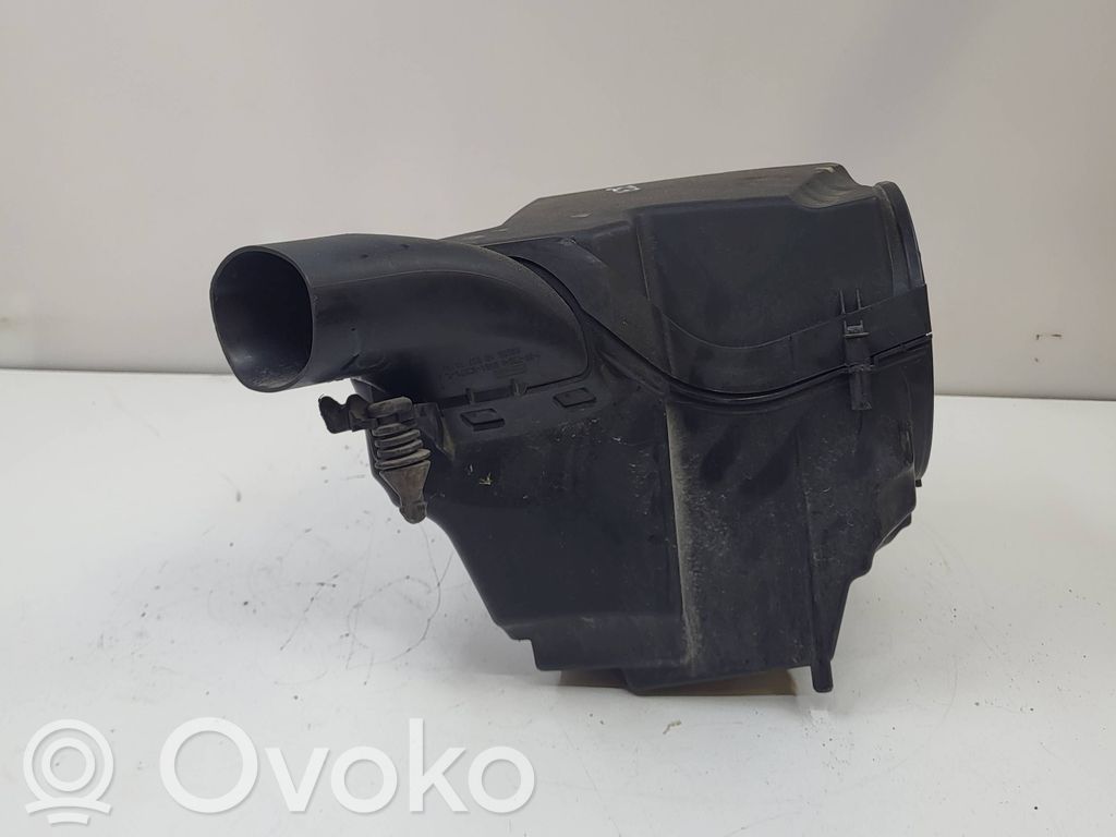 Ford Focus Cutie filtru aer