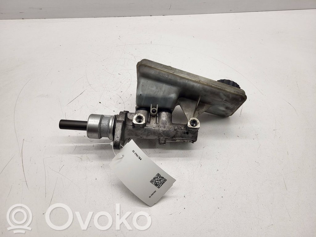 Opel Vivaro Master brake cylinder 