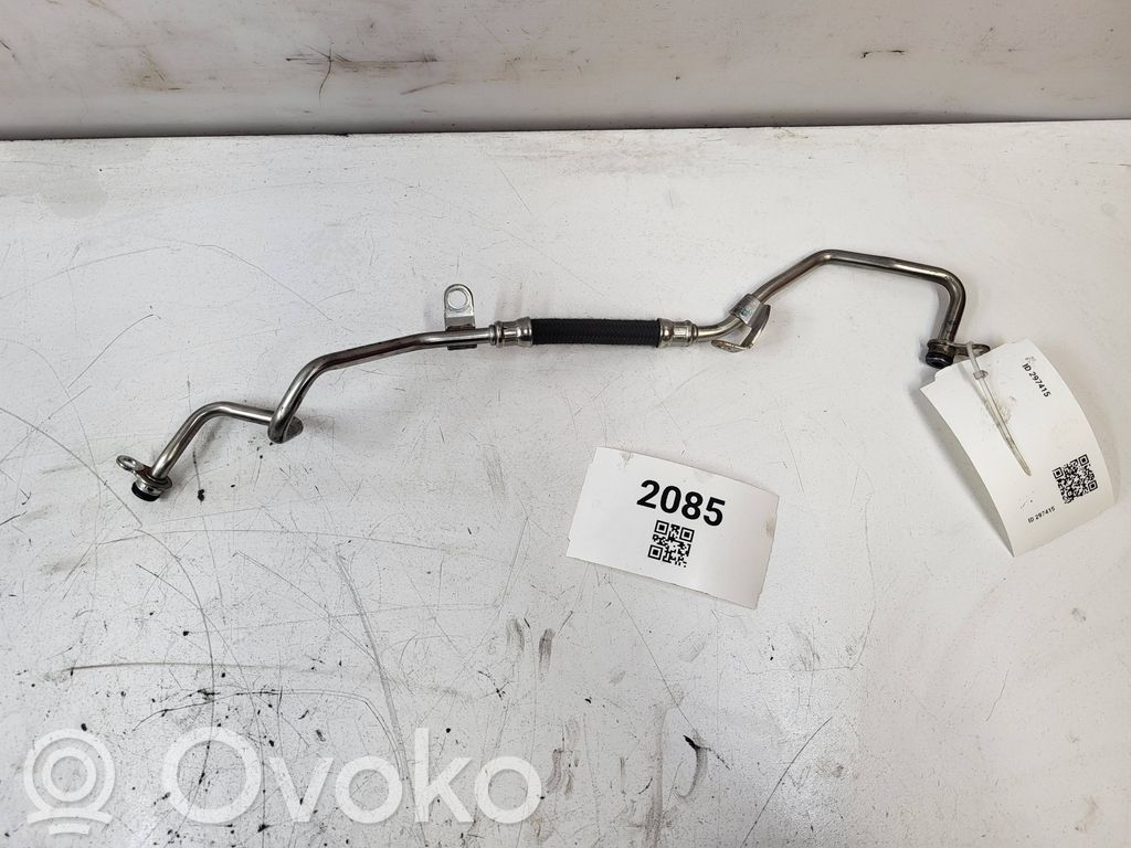 Mercedes-Benz E W213 Manguera/tubo de aceite del turbocompresor turbo 