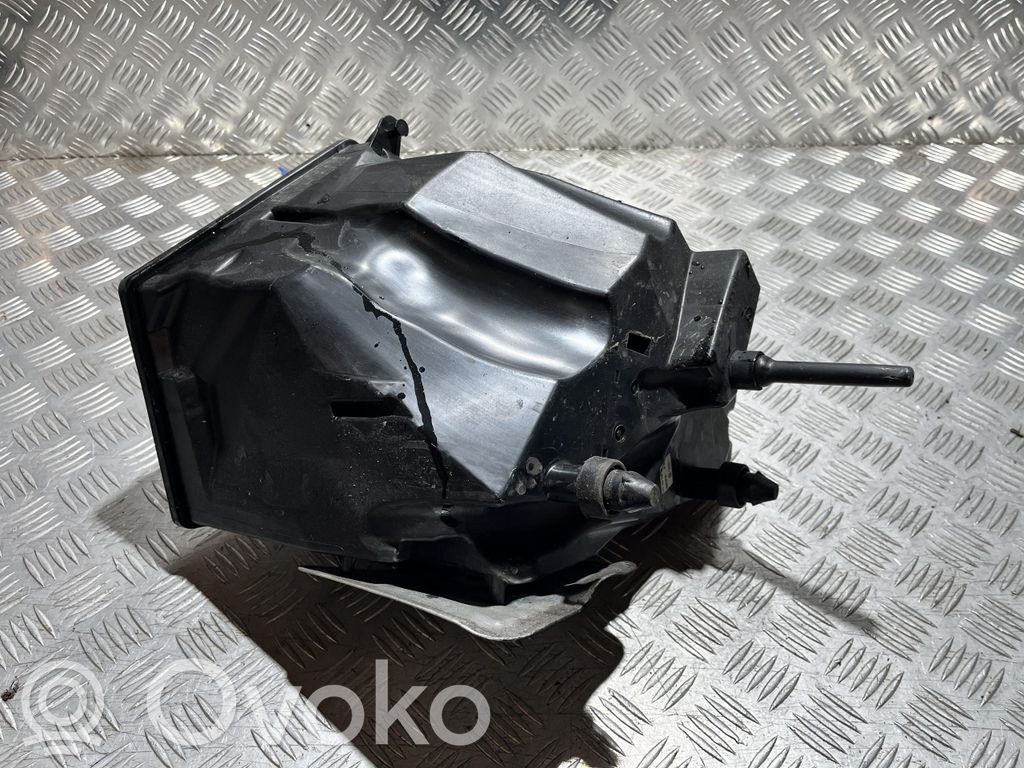 Luftfilterkasten   8W0133835AB,8W0133835AB